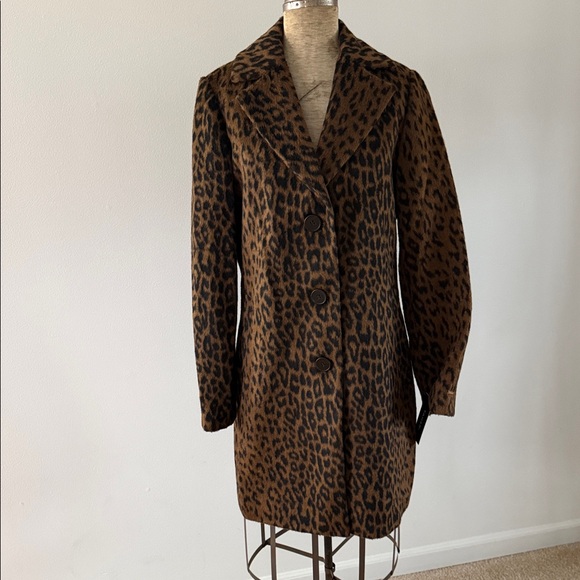 Tahari Jackets & Blazers - Tahari -Long Sleeve Notch Collar Button Down Dk Brown Leopard Print Long Coat